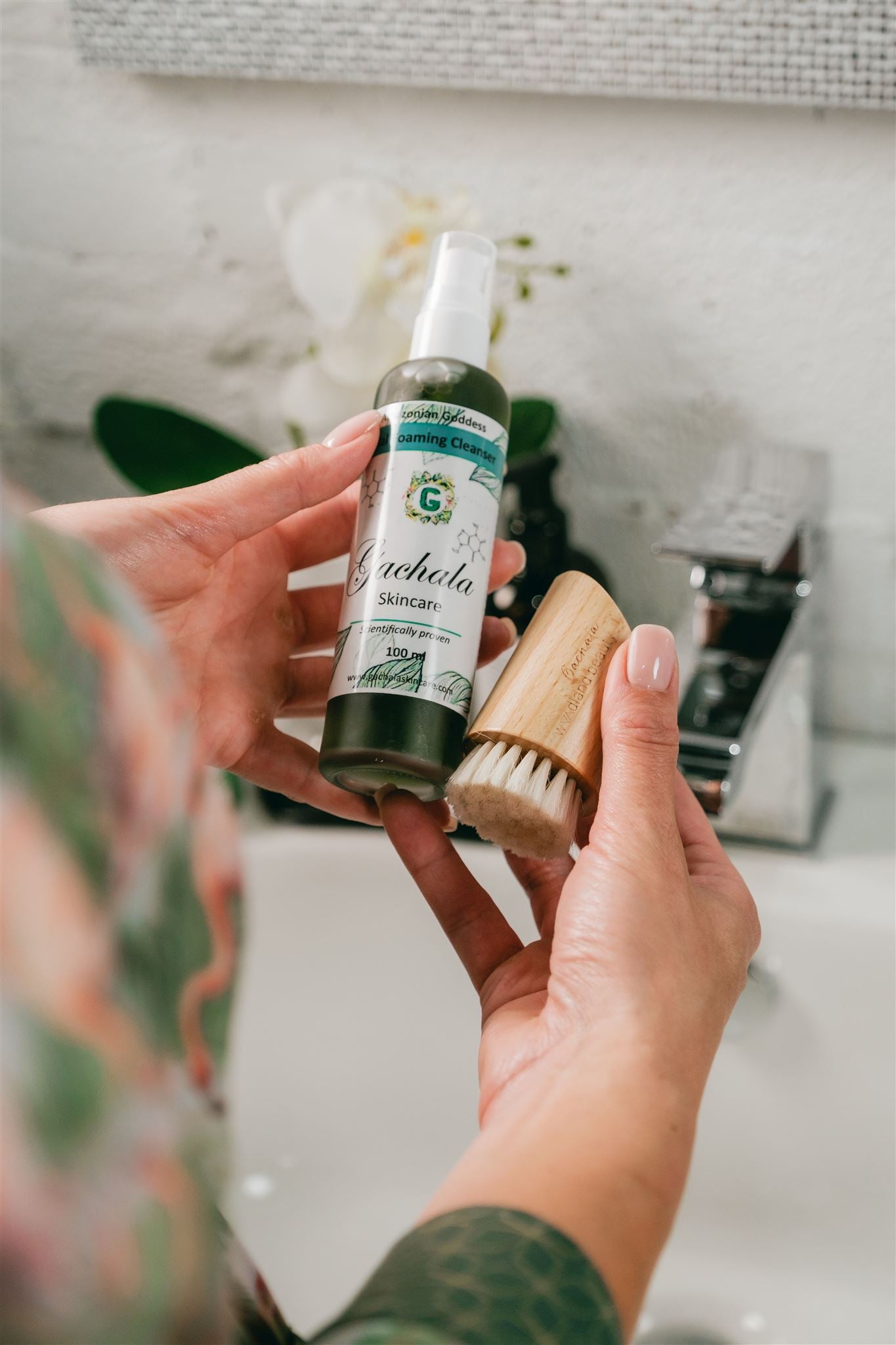 facial cleanser and brush